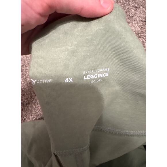 NWT Old Navy Active Plus Size Green Cropped Leggings Women's Size 4X - Picture 3 of 5